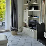 Apartment Seeschwalbe Mit Sonnigem Suedbalkon Sauna Und Parkplatz - 200m Zum Deich
