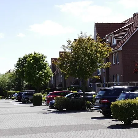 Seeschwalbe Mit Sonnigem Suedbalkon Sauna Und Parkplatz - 200m Zum Deich