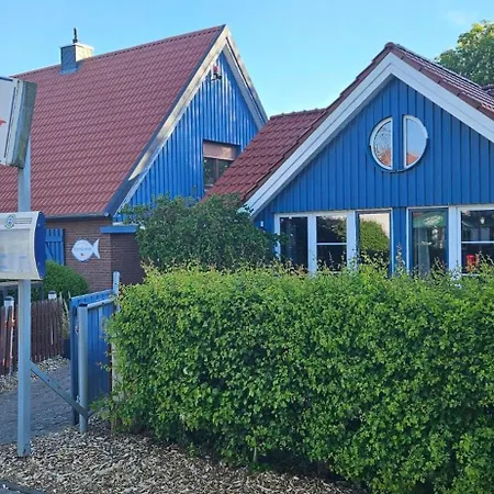 Seeschwalbe Mit Sonnigem Suedbalkon Sauna Und Parkplatz - 200m Zum Deich Holssel